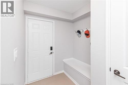 31 Larry Crescent, Caledonia, ON - Indoor Photo Showing Other Room