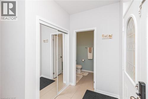 31 Larry Crescent, Caledonia, ON - Indoor Photo Showing Other Room