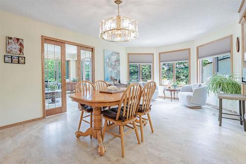 95 2Nd Avenue Ne, Teulon, MB - Indoor Photo Showing Dining Room