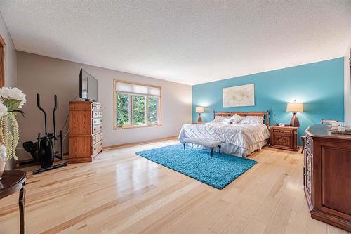 95 2Nd Avenue Ne, Teulon, MB - Indoor Photo Showing Bedroom
