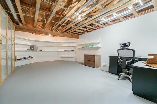 95 2Nd Avenue Ne, Teulon, MB - Indoor