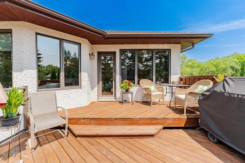 95 2Nd Avenue Ne, Teulon, MB - Outdoor With Deck Patio Veranda With Exterior