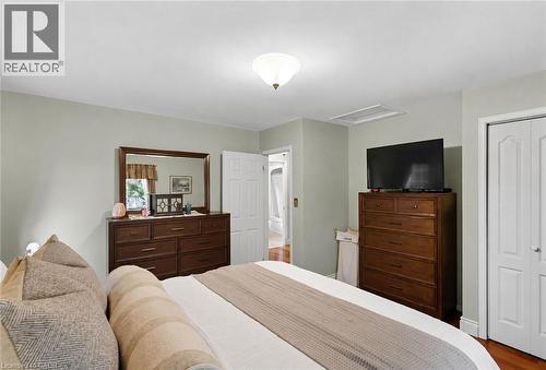 1159 Greening Avenue, Mississauga, ON - Indoor Photo Showing Bedroom