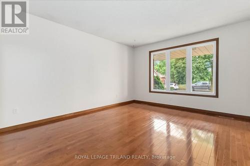 954 Chippewa Drive, London East (East D), ON - Indoor Photo Showing Other Room