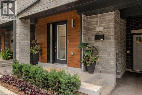 2071 GHENT Avenue Unit# 3  Burlington, ON L7R 1Y4