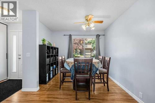 80, 1055 72 Avenue Nw, Calgary, AB - Indoor Photo Showing Dining Room