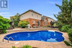 27 RENNIE STREET Halton Hills, ON L7J 2Y7