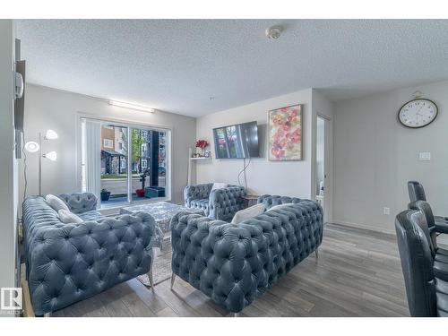 #107 142 Ebbers Bv Nw, Edmonton, AB - Indoor Photo Showing Living Room