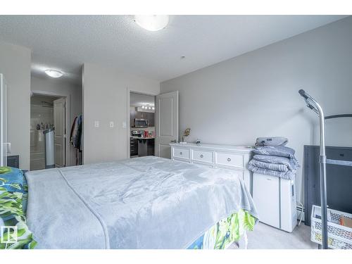 #107 142 Ebbers Bv Nw, Edmonton, AB - Indoor Photo Showing Bedroom