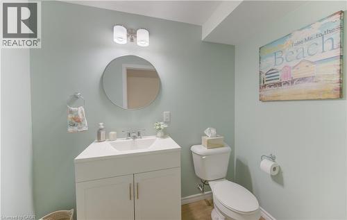 555 Chablis Drive Unit# 12, Waterloo, ON - Indoor Photo Showing Bathroom