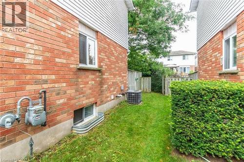 426 Downsview Place, Waterloo, ON - Outdoor With Exterior