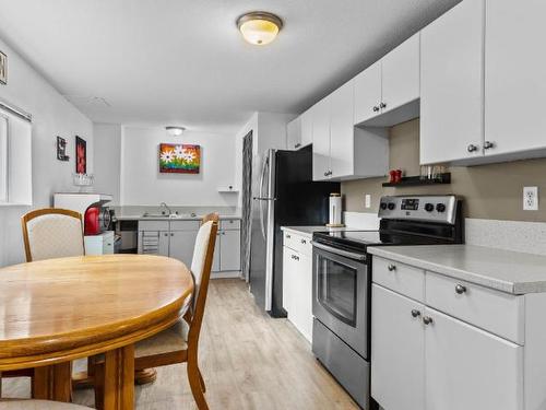 948 Ryan Place, Kamloops, BC - Indoor