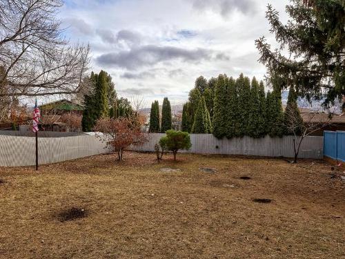 948 Ryan Place, Kamloops, BC - Outdoor