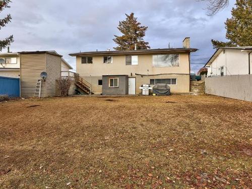 948 Ryan Place, Kamloops, BC - Outdoor With Exterior