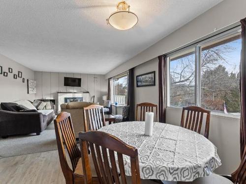 948 Ryan Place, Kamloops, BC - Indoor Photo Showing Dining Room