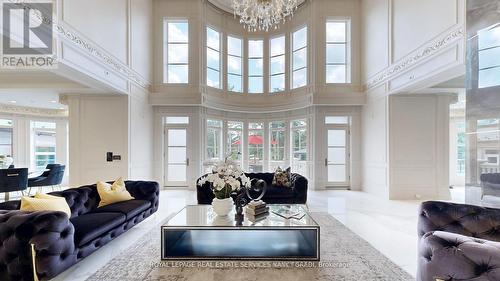 8 High Point Road, Toronto, ON - Indoor Photo Showing Living Room