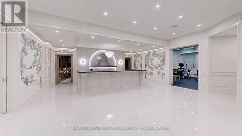 8 High Point Road, Toronto, ON - Indoor