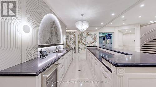 8 High Point Road, Toronto, ON - Indoor Photo Showing Kitchen