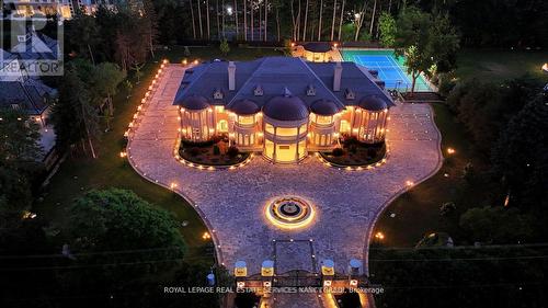 8 High Point Road, Toronto, ON - Outdoor With In Ground Pool