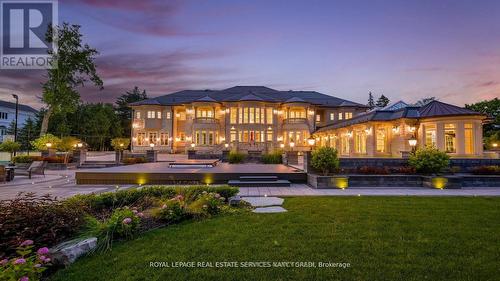 8 High Point Road, Toronto, ON - Outdoor