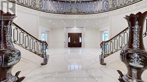 8 High Point Road, Toronto, ON - Indoor Photo Showing Other Room
