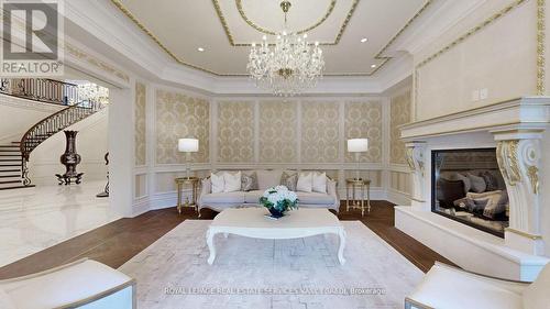 8 High Point Road, Toronto, ON - Indoor