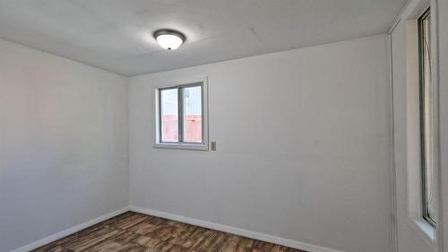 304 5Th Avenue, Cranbrook, BC - Indoor Photo Showing Other Room