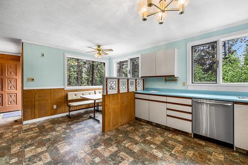 357 3A Street, Cranbrook, BC - Indoor Photo Showing Other Room