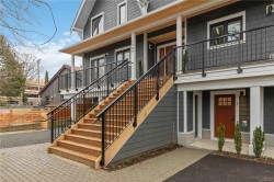 #4-1789 Emerson St Victoria, BC V8R 2C2