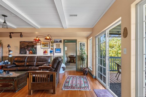 6089 Chippewa Rd, Duncan, BC 