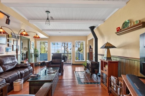 6089 Chippewa Rd, Duncan, BC 