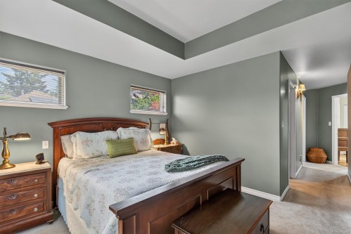 6089 Chippewa Rd, Duncan, BC 