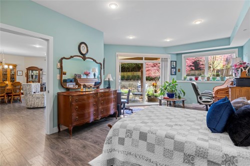 #100-439 College Rd, Qualicum Beach, BC - Indoor