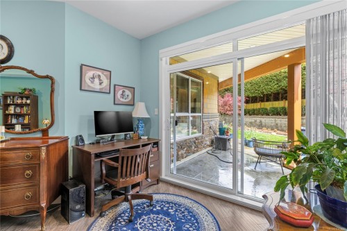 #100-439 College Rd, Qualicum Beach, BC - Indoor