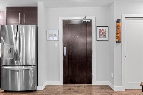 #100-439 College Rd, Qualicum Beach, BC - Indoor