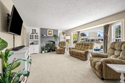 58 Mitchell Rd, Courtenay, BC 