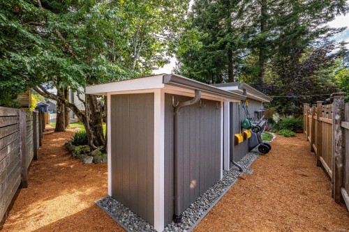 58 Mitchell Rd, Courtenay, BC 