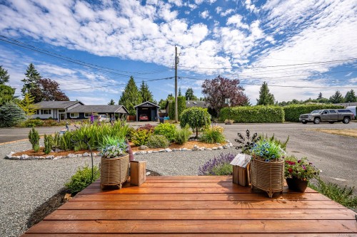 58 Mitchell Rd, Courtenay, BC 