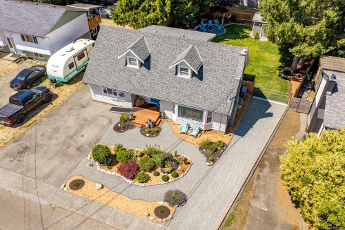 58 Mitchell Rd, Courtenay, BC 