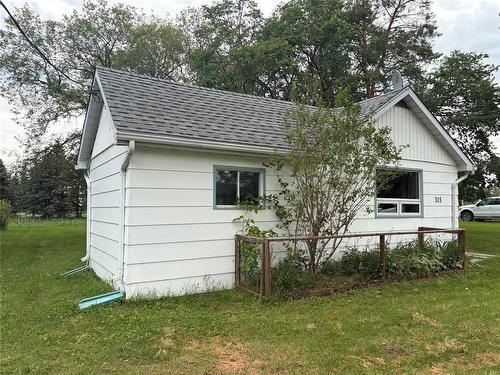 315 Tupper Street E, Killarney, MB - Outdoor