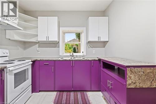 196 Ray Street N, Hamilton, ON - Indoor Photo Showing Kitchen