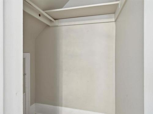 56 Hazelhurst Street, Dartmouth, NS - Indoor