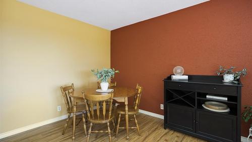 1389 Lund Road, Kelowna, BC - Indoor Photo Showing Dining Room
