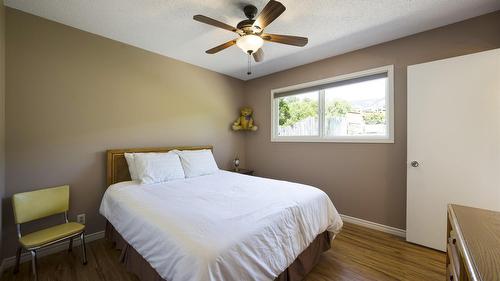 1389 Lund Road, Kelowna, BC - Indoor Photo Showing Bedroom