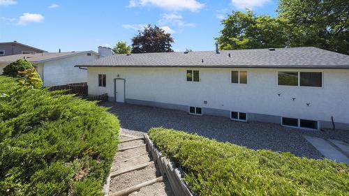 1389 Lund Road, Kelowna, BC - Outdoor