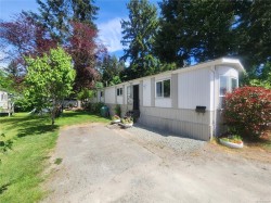 #38-971 Douglas Ave Nanaimo, BC V9R 6C1