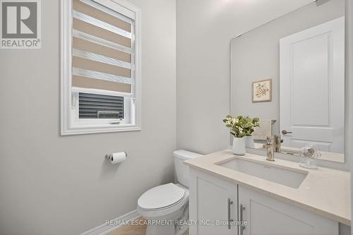 67 Starfire Crescent, Hamilton, ON - Indoor Photo Showing Bathroom