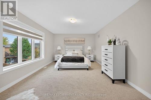 67 Starfire Crescent, Hamilton, ON - Indoor Photo Showing Bedroom