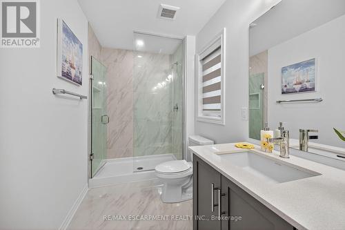 67 Starfire Crescent, Hamilton, ON - Indoor Photo Showing Bathroom