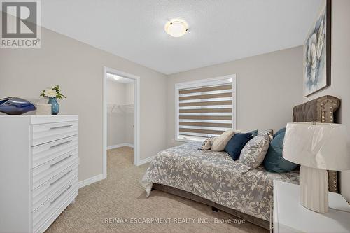 67 Starfire Crescent, Hamilton, ON - Indoor Photo Showing Bedroom